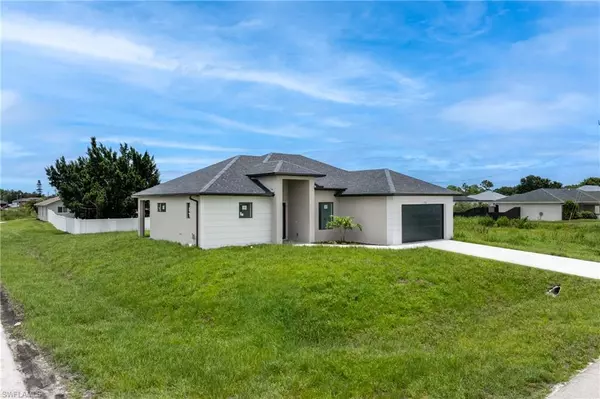 Lehigh Acres, FL 33976,3318 30th ST SW
