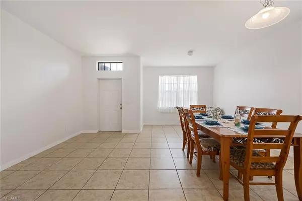 Cape Coral, FL 33991,1618 SW 14th ST