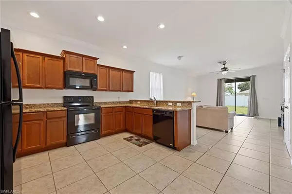 Cape Coral, FL 33991,1618 SW 14th ST