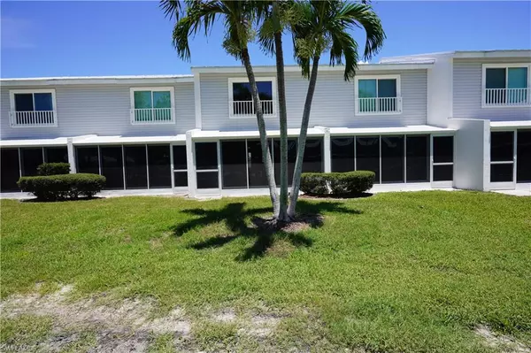 Fort Myers Beach, FL 33931,18010 San Carlos BLVD #31