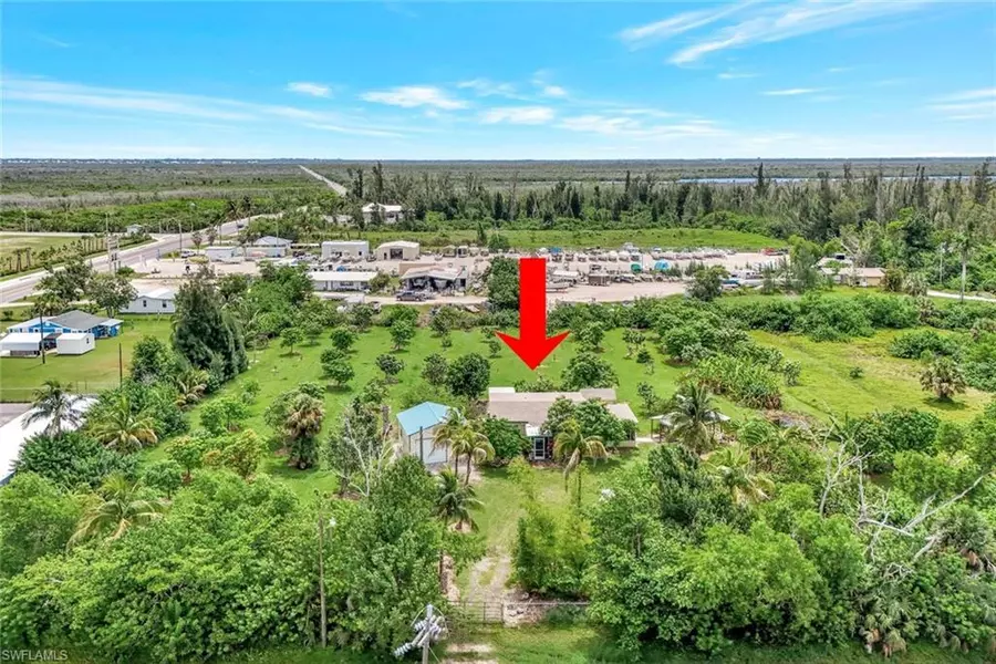 10464 Betsy PKWY, St. James City, FL 33956