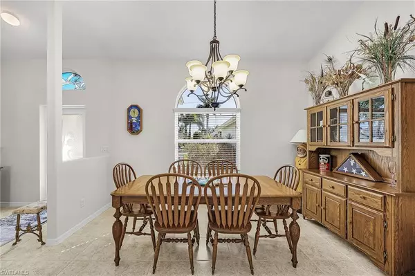 Cape Coral, FL 33993,430 NW 39th AVE