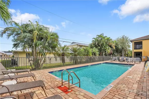 Cape Coral, FL 33914,4921 SW 16th PL #201