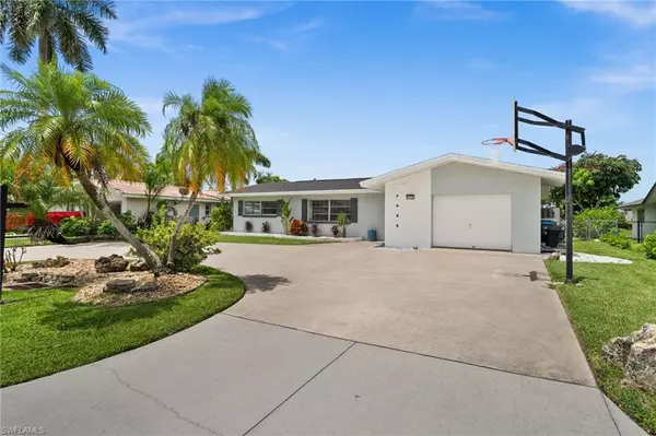 Cape Coral, FL 33914,5122 SW 3rd AVE