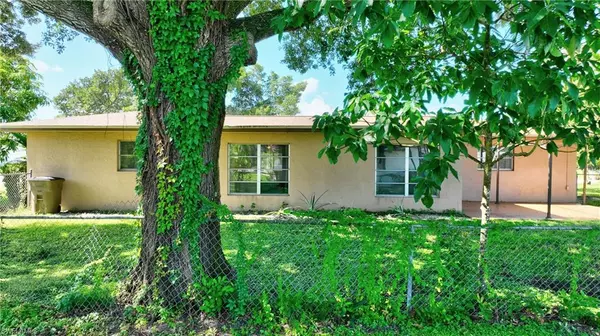 Lehigh Acres, FL 33936,525 Shadyside ST