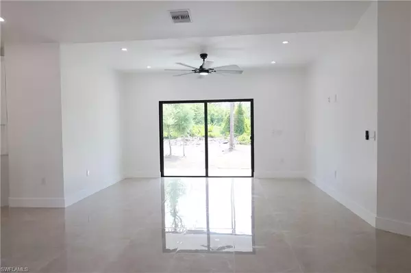 Lehigh Acres, FL 33972,1506 EIGHTH AVE