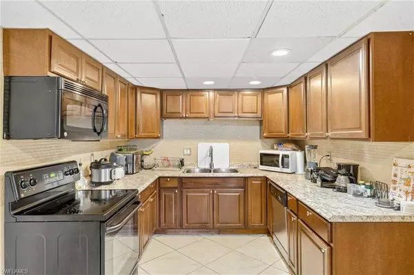Fort Myers, FL 33919,4814 Bluefish CT