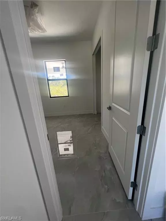 Lehigh Acres, FL 33972,602 E 13th ST