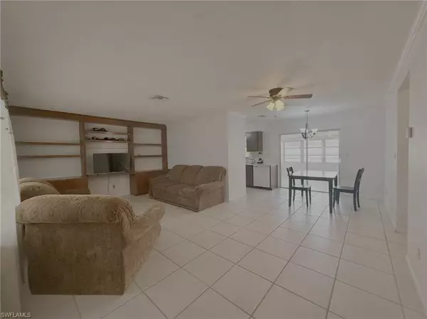 Lehigh Acres, FL 33936,1521 Huntdale ST E