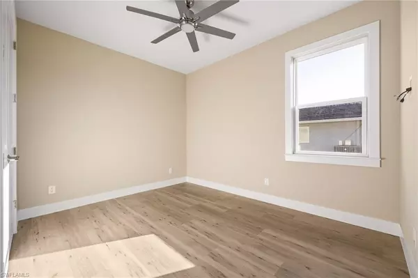 Cape Coral, FL 33914,2513 SW 38th TER