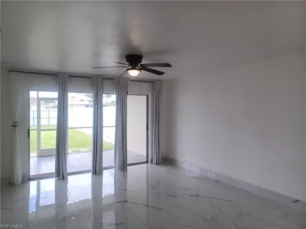 Cape Coral, FL 33991,1102 SW 15th TER