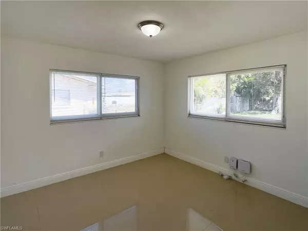 Cape Coral, FL 33904,4839 Tudor DR #1