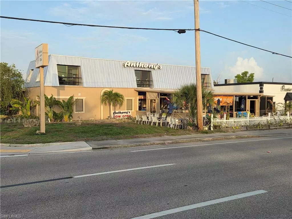 Cape Coral, FL 33990,1303 Del Prado BLVD S