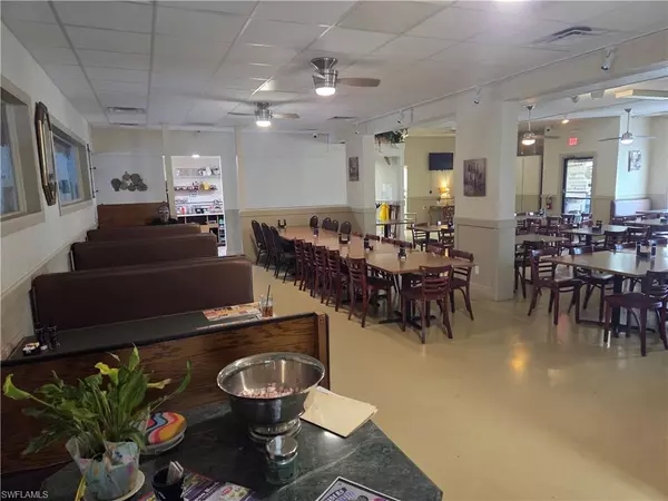 Cape Coral, FL 33990,1303 Del Prado BLVD S