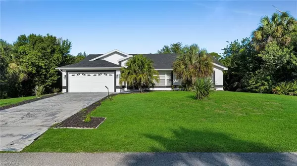 Lehigh Acres, FL 33972,517 Palmetto AVE