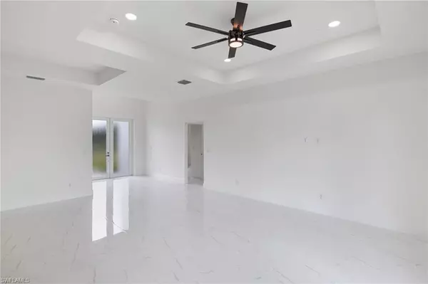 Lehigh Acres, FL 33971,2709 Darlene PL