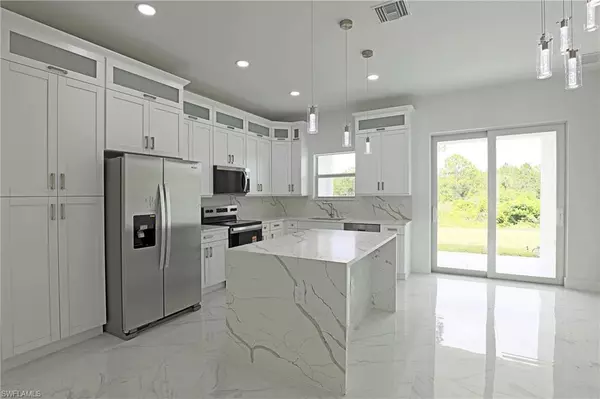 Lehigh Acres, FL 33974,929 Eisenhower BLVD