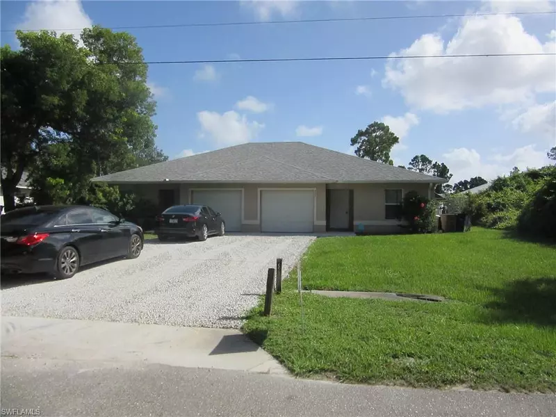 805/807 Meadow RD, Lehigh Acres, FL 33973