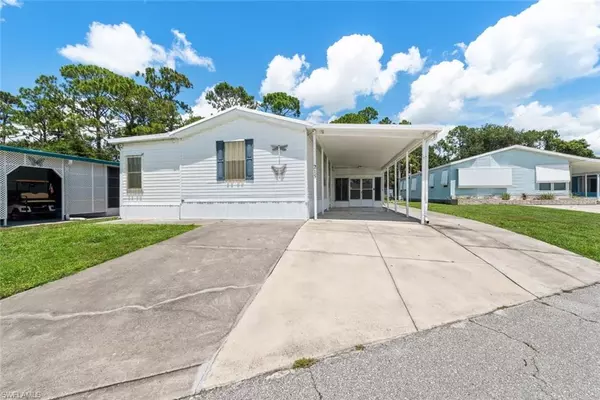 North Fort Myers, FL 33917,215 Shrub LN N