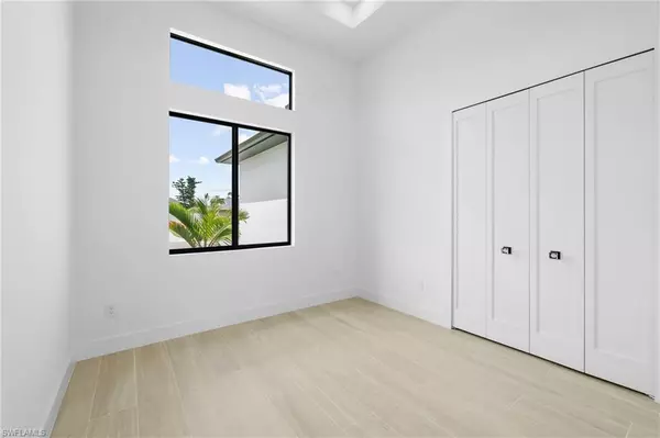 Cape Coral, FL 33991,1209 SW 1st TER