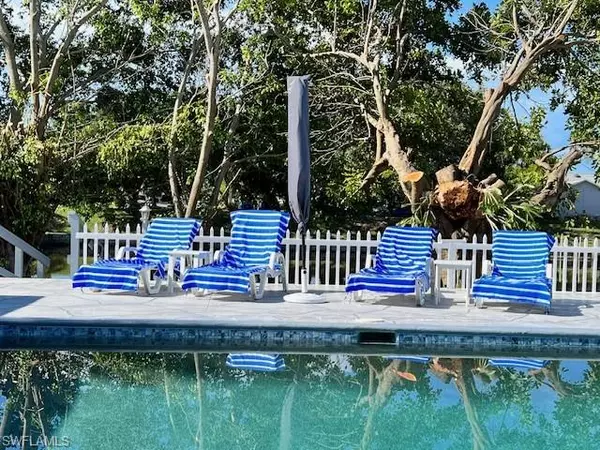 Cape Coral, FL 33904,1518 SE 32nd ST