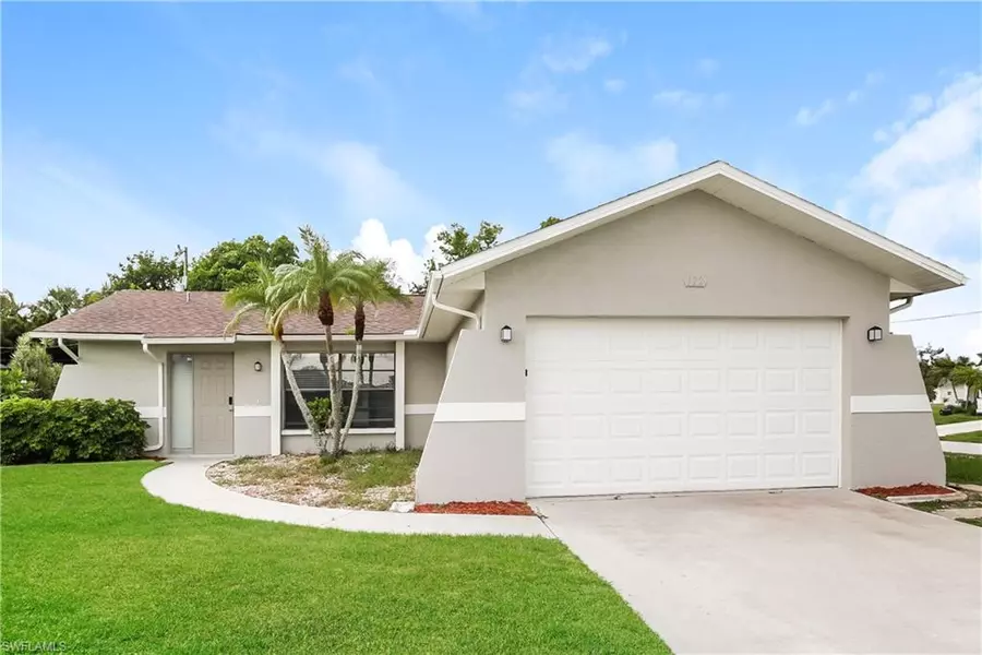 122 NE 20th PL, Cape Coral, FL 33909