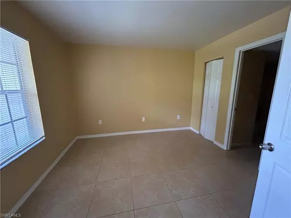 Labelle, FL 33935,211 Park Ave #14