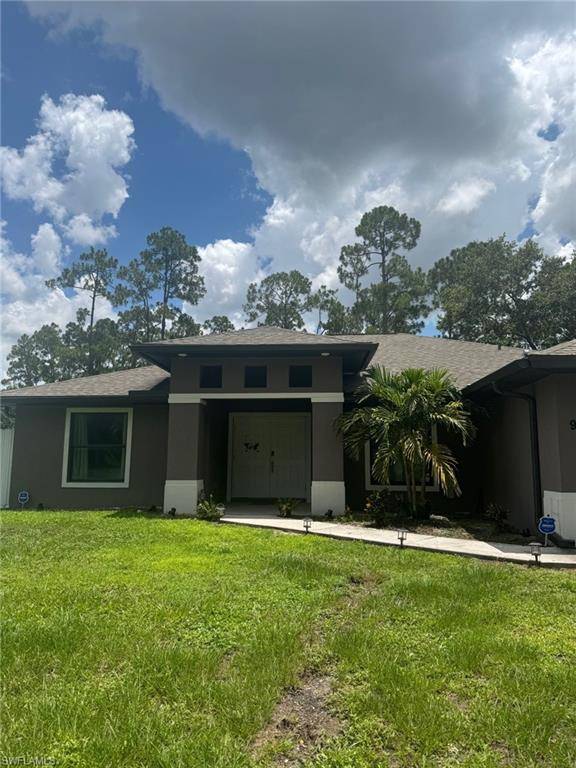 904 Edison AVE, Lehigh Acres, FL 33972