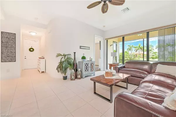 Cape Coral, FL 33914,4902 SW 17th PL #4A