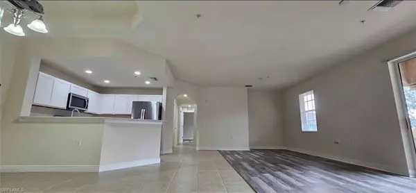 Cape Coral, FL 33909,2913 Tuscan DR #203