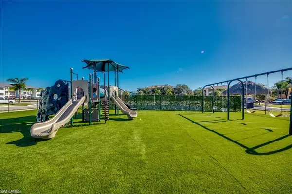 Cape Coral, FL 33909,2913 Tuscan DR #203