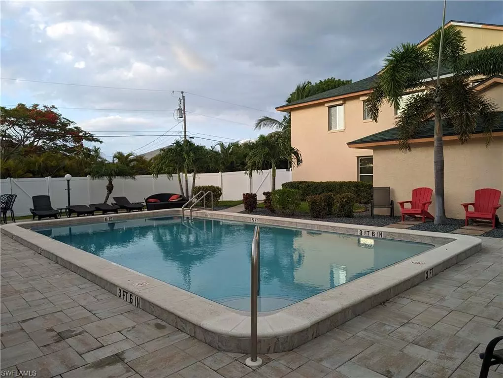 Cape Coral, FL 33914,1519 Cape Coral PKWY W #8