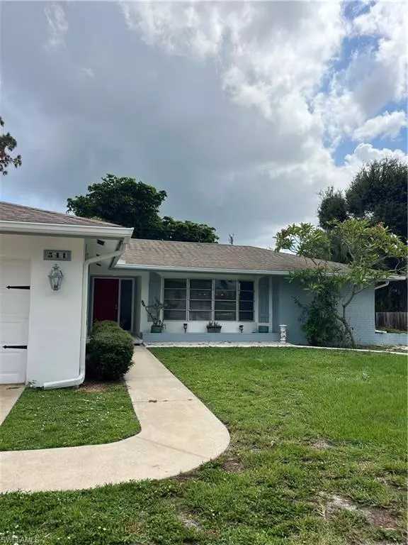 Fort Myers, FL 33919,541 Val Mar DR