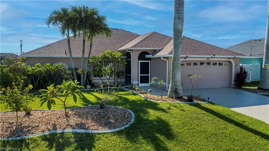 Cape Coral, FL 33991,909 SW 6th CT