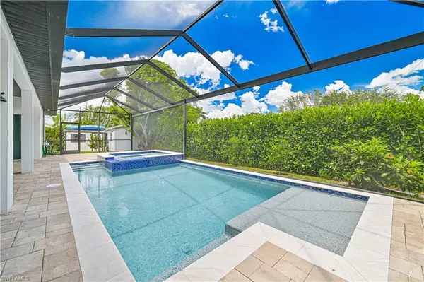 Fort Myers, FL 33907,2273 Crystal DR