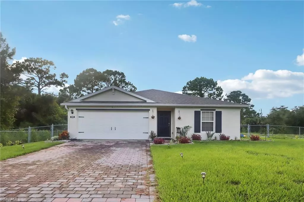 Lehigh Acres, FL 33972,658 Lomond ST