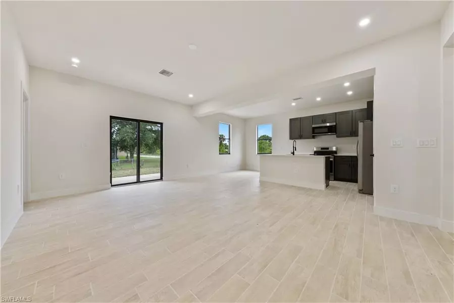 3210 49th ST W, Lehigh Acres, FL 33971