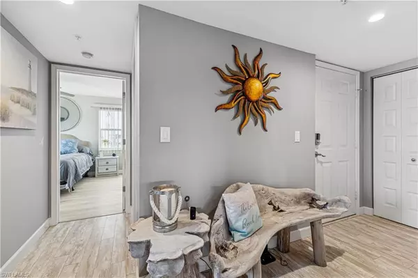 Fort Myers Beach, FL 33931,345 Mango ST #306