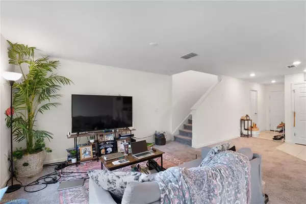 North Fort Myers, FL 33917,15121 Piping Plover CT #104