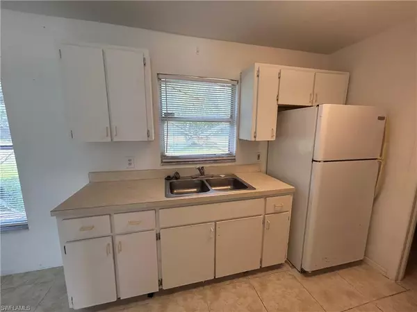 Fort Myers, FL 33916,2651 Market ST