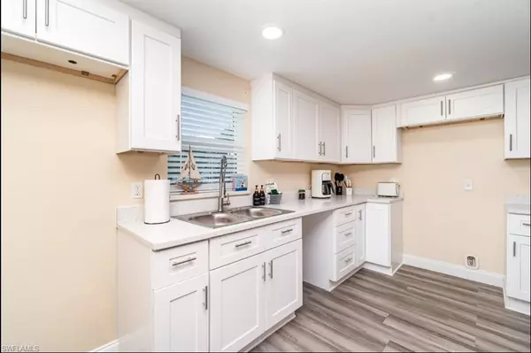 Fort Myers, FL 33905,203 Kingston DR