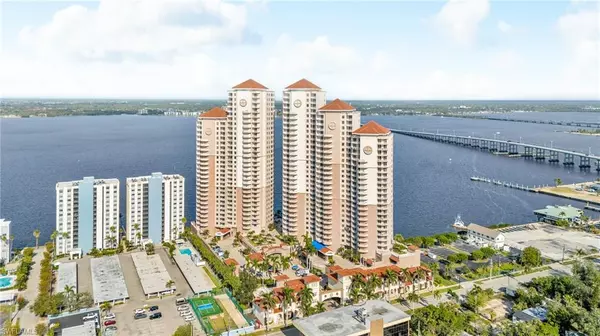Fort Myers, FL 33901,2080 W 1st ST #109