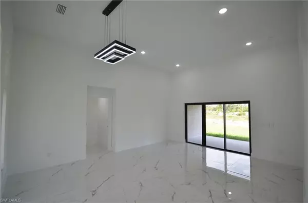 Fort Myers, FL 33913,1234 Bermar ST W