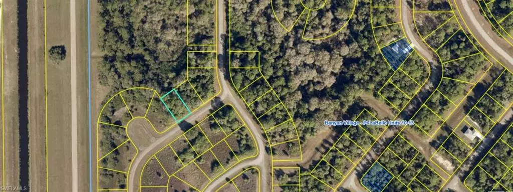 704 Shark LN, Labelle, FL 33935