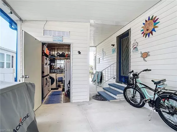 North Port, FL 34287,142 MARTINIQUE RD