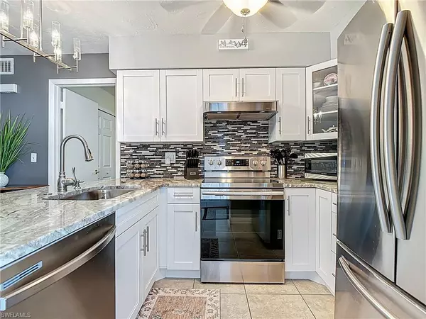 Cape Coral, FL 33909,1100 Pondella RD #504
