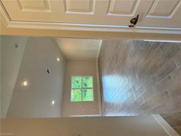 Lehigh Acres, FL 33972,513 Windermere DR