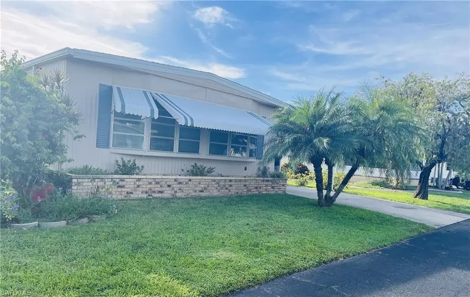 3153 Orchard DR, North Fort Myers, FL 33917