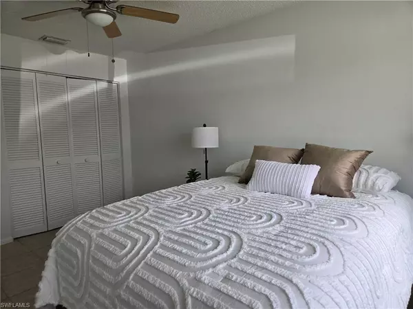 Port Charlotte, FL 33952,21150 Gertrude AVE #4