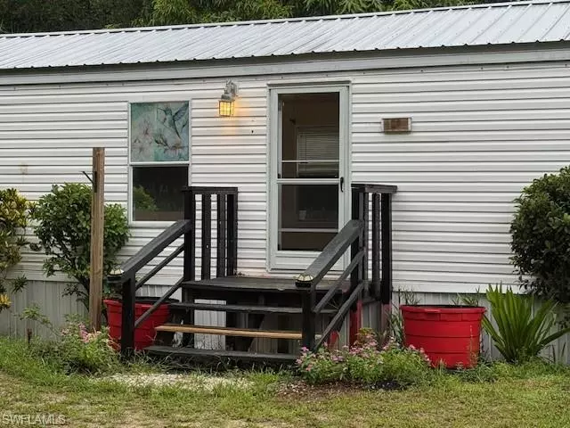 Moore Haven, FL 33471,Address not disclosed